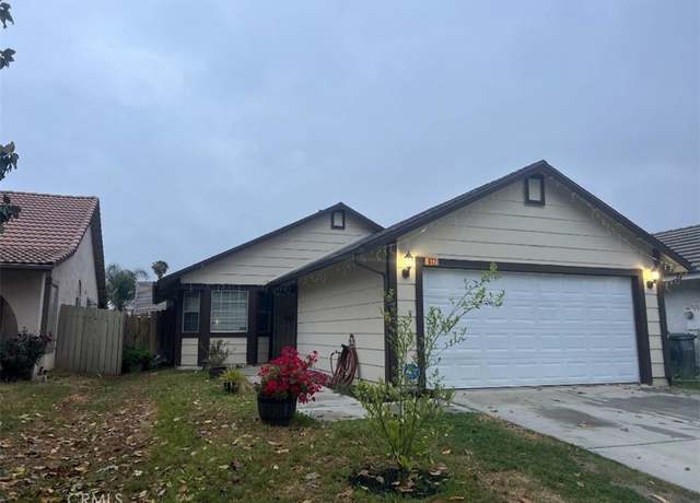 Property at 977 Aster St, Hemet, CA 92545, 2 beds, 2 baths