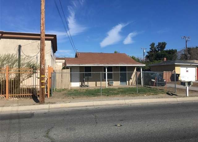 Property at 410 N San Jacinto St, Hemet, CA 92543, 2 beds, 2 baths