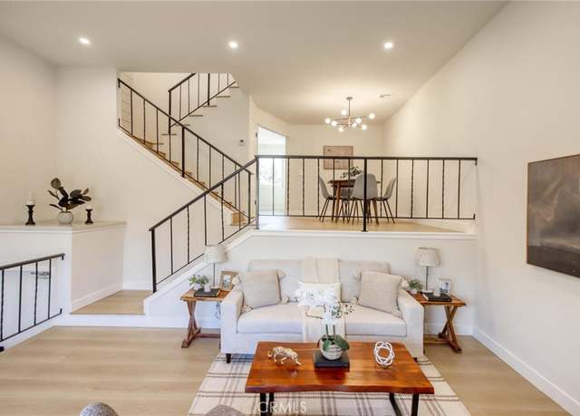 Property at 10141 Samoa Ave #25, Tujunga, CA 91042, 2 beds, 3 baths
