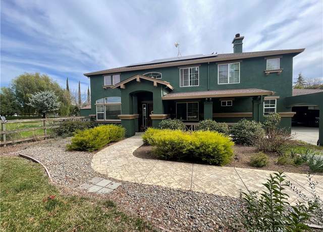 Property at 28600 W Vista Grande Ct, Snelling, CA 95322, 5 beds, 3 baths