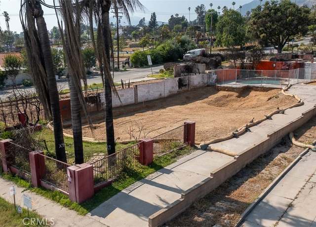 Property at 1085 E Mendocino St, Altadena, CA 91001