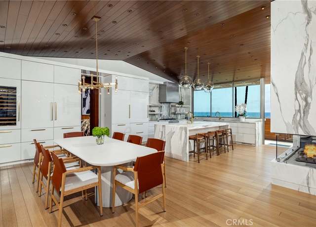 Property at 2538 Monaco Dr, Laguna Beach, CA 92651, 5 beds, 5 baths