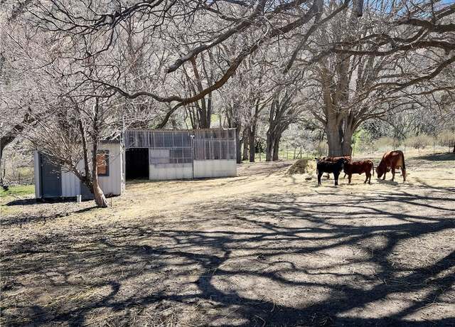 Property at 15967 Blackburn Canyon Rd, Tehachapi, CA 93561, 3 beds, 1.5 baths