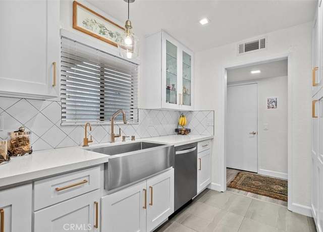 Property at 1304 Stanley Ave #2, Glendale, CA 91206, 3 beds, 2 baths