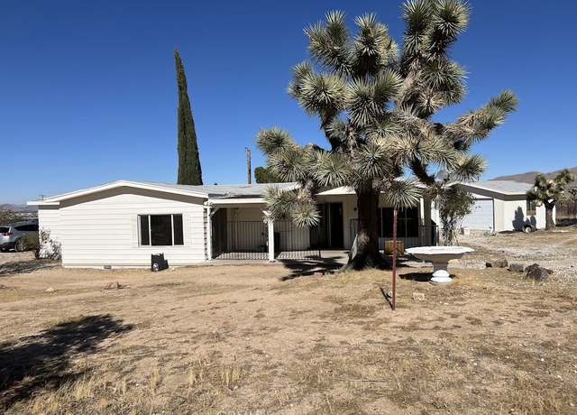 Property at 23940 Portland Rd, Apple Valley, CA 92308, 4 beds, 4 baths
