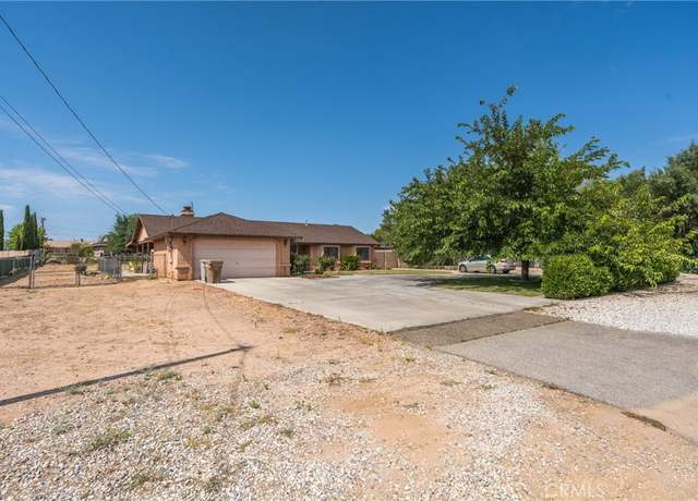 Property at 19077 Goleta St, Hesperia, CA 92345, 4 beds, 2 baths