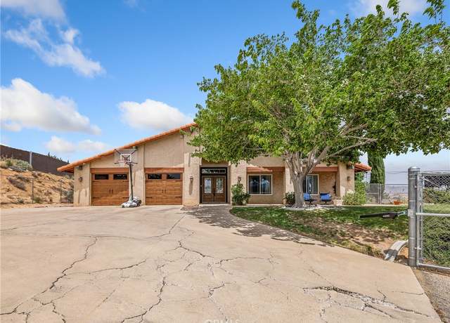 Property at 18728 Plumas St, Hesperia, CA 92345, 4 beds, 2 baths