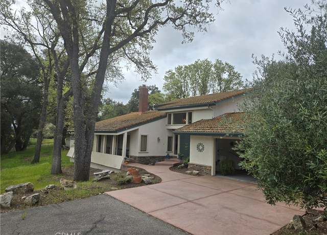 Property at 9000 La Paz Rd, Atascadero, CA 93422, 3 beds, 2.5 baths