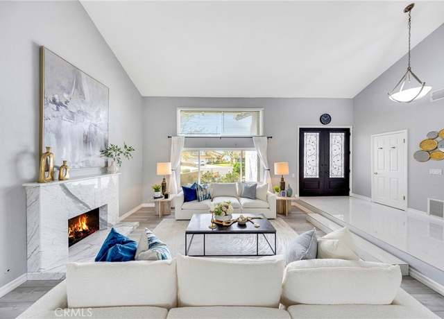 Property at 960 S JOLIET Cir, Anaheim Hills, CA 92807, 4 beds, 2.5 baths
