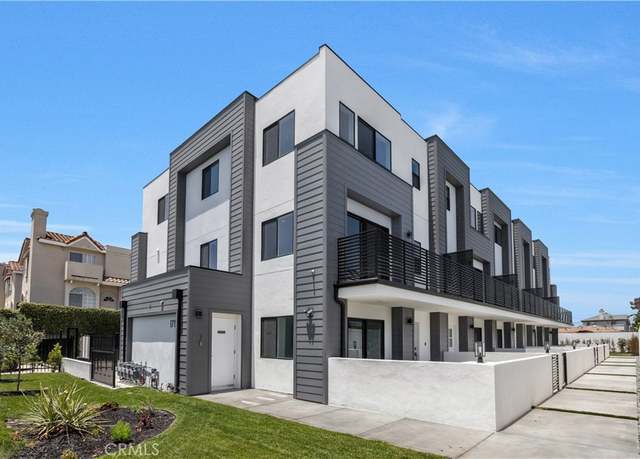 Property at 1715 W 149th St Unit D, Gardena, CA 90247, 3 beds, 3.5 baths
