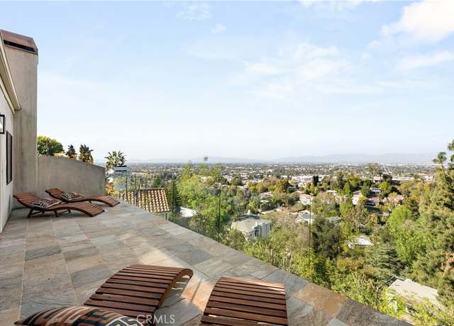 Property at 3622 Roberts View Pl, Studio City, CA 91604, 4 beds, 3.5 baths