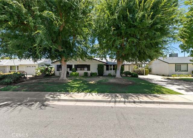 Property at 900 Cherry Hills Dr, Bakersfield, CA 93309, 3 beds, 2 baths
