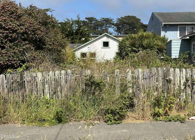 Property at 752 Stewart St Unit 1/2, Fort Bragg, CA 95437, 2 beds, 1 bath