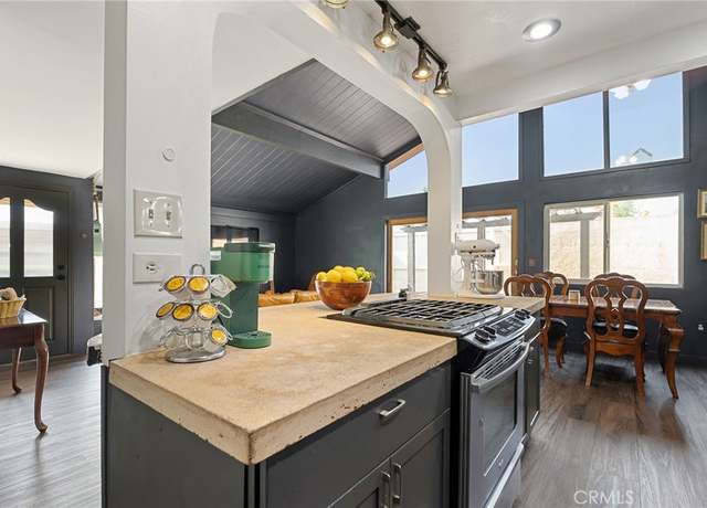 Property at 305 Spencer Ave #125, Upland, CA 91786, 2 beds, 1.5 baths