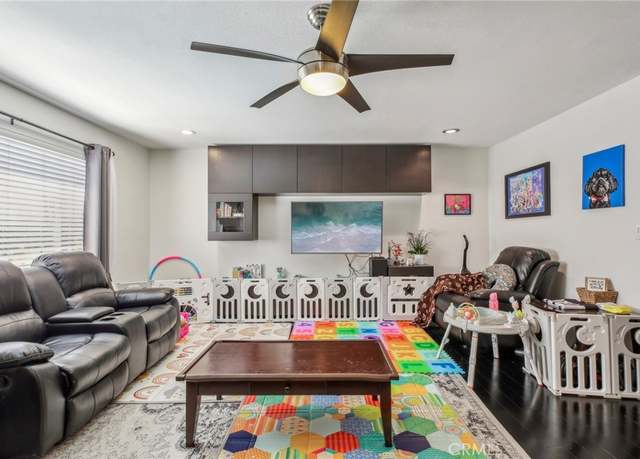 Property at 3939 N Virginia Rd #216, Long Beach, CA 90807, 2 beds, 2 baths