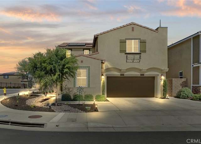 Property at 1768 Camellia Ln, Redlands, CA 92374, 3 beds, 2.5 baths