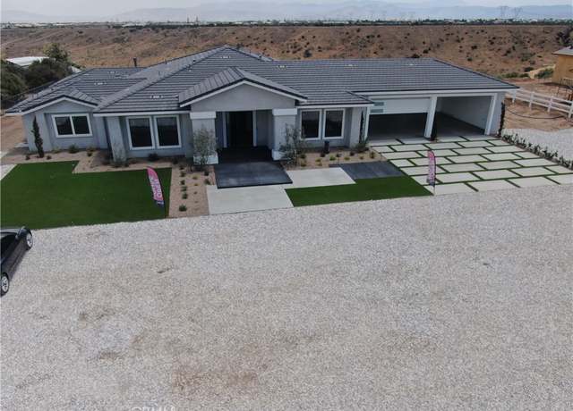 Property at 7230 Verbena Rd, Oak Hills, CA 92344, 4 beds, 5 baths
