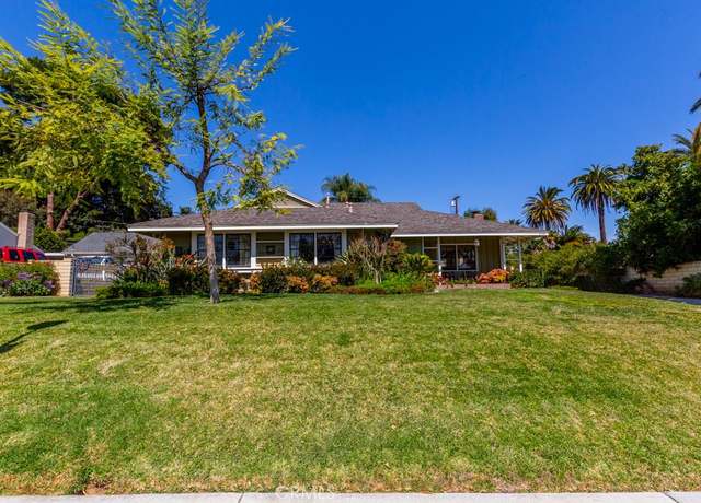 Property at 5541 Carson Rd, Riverside, CA 92506, 3 beds, 2 baths