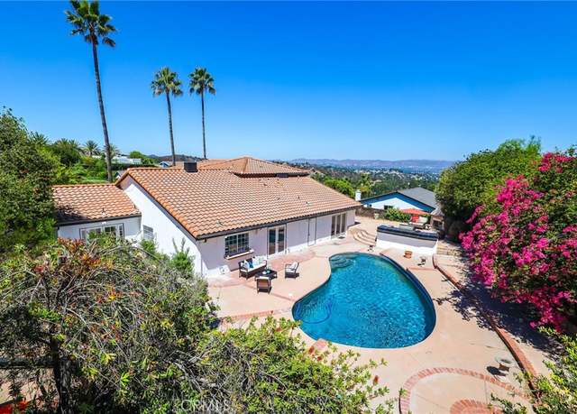 Property at 4424 Deanwood Dr, Woodland Hills, CA 91364, 5 beds, 5.5 baths