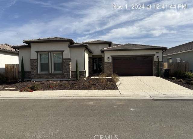 Property at 1765 N Whitmore Ave, Clovis, CA 93619, 4 beds, 3 baths
