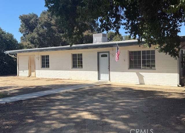 Property at 40636 Crest Dr, Hemet, CA 92544, 3 beds, 1 bath