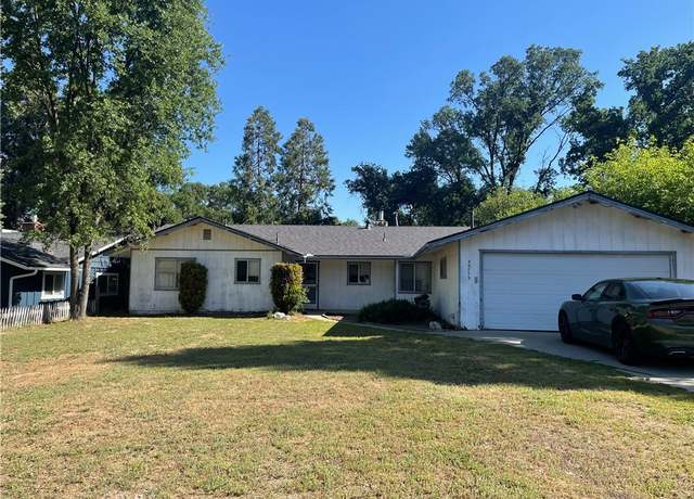 Property at 49779 Road 426, Oakhurst, CA 93644, 2 beds, 1.5 baths