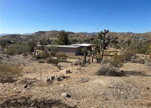 Property at 57976 Buena Vista Dr, Yucca Valley, CA 92284, 2 beds, 2 baths