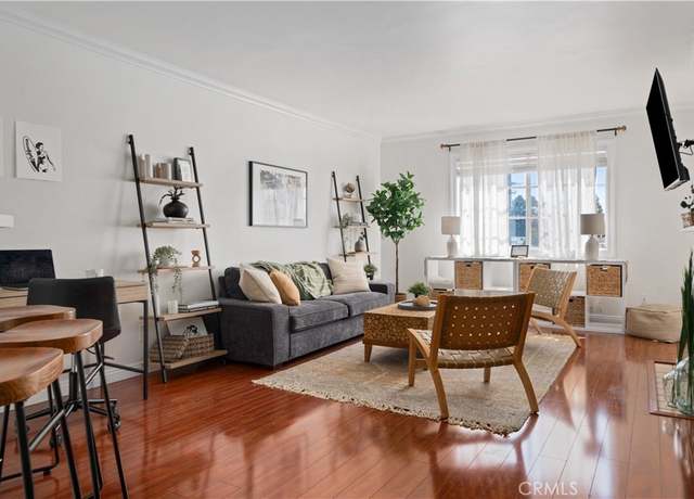 Property at 1100 Newport Ave #304, Long Beach, CA 90804, 2 beds, 2 baths
