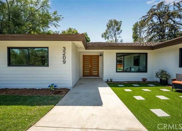 Property at 3209 Lakeknoll Dr, Fullerton, CA 92835, 5 beds, 5 baths