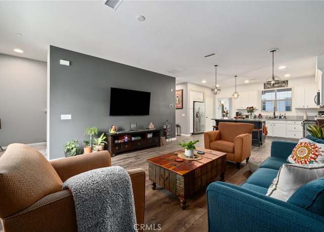 Property at 11905 Mendenhall Ln, Whittier, CA 90601, 3 beds, 3.5 baths