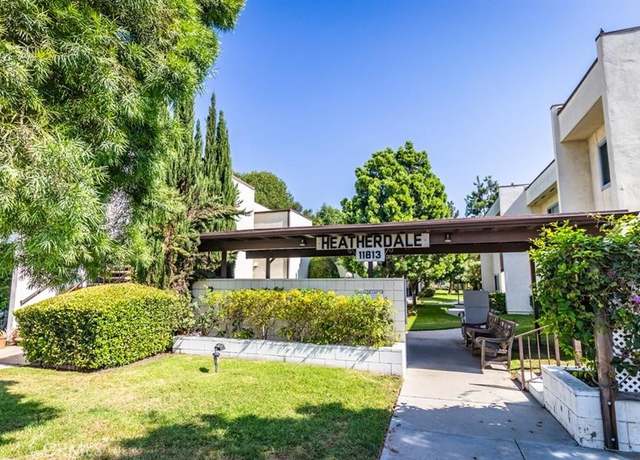 Property at 11813 Runnymede St #30, North Hollywood, CA 91605, 2 beds, 1 bath
