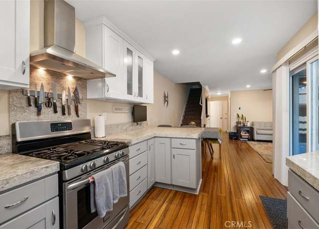 Property at 14131 Paseo Verde, Tustin, CA 92780, 3 beds, 2.5 baths
