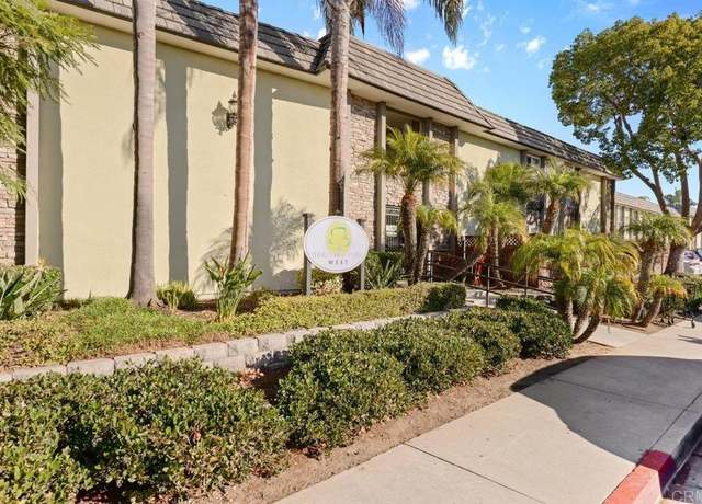 Property at 6602 Beadnell Way #14, San Diego, CA 92117, 1 bed, 1 bath