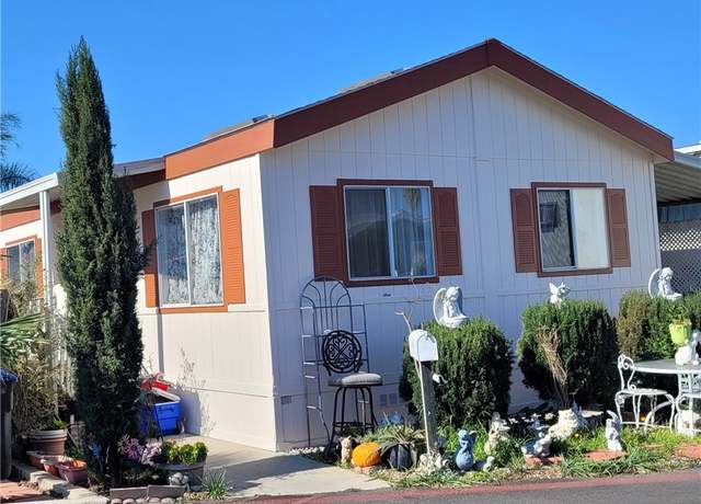 Property at 128 S Portola Ln, Tustin, CA 92780, 2 beds, 2 baths