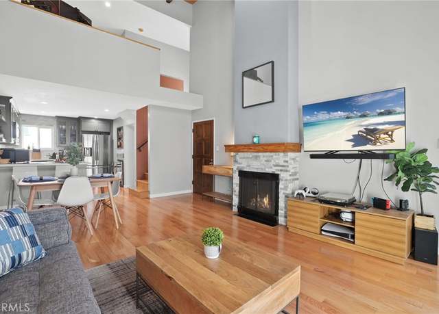 Property at 11954 Goshen Ave #205, Los Angeles, CA 90049, 2 beds, 2 baths