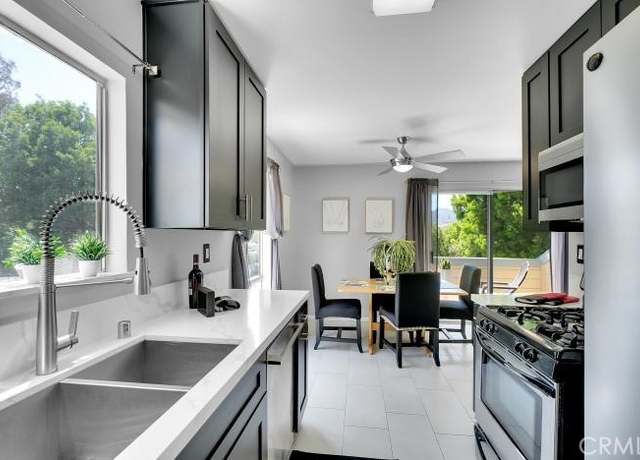 Property at 9917 Independence Ave Unit C, Chatsworth, CA 91311, 2 beds, 2 baths
