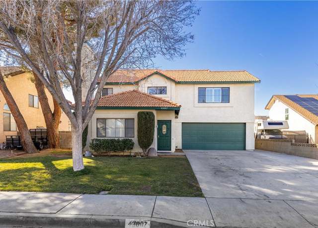 Property at 43007 Pearlwood Dr, Lancaster, CA 93536, 4 beds, 4 baths