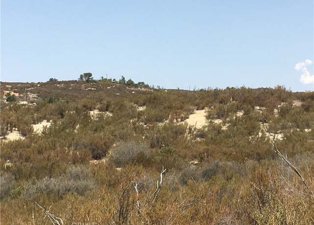 Property at 35250 Willow Creek Rd, Hemet, CA 92544