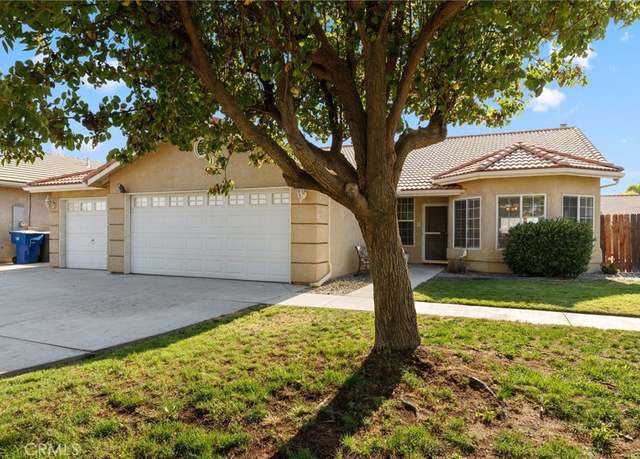 Property at 525 Mallard Ave, Lemoore, CA 93245, 4 beds, 2 baths