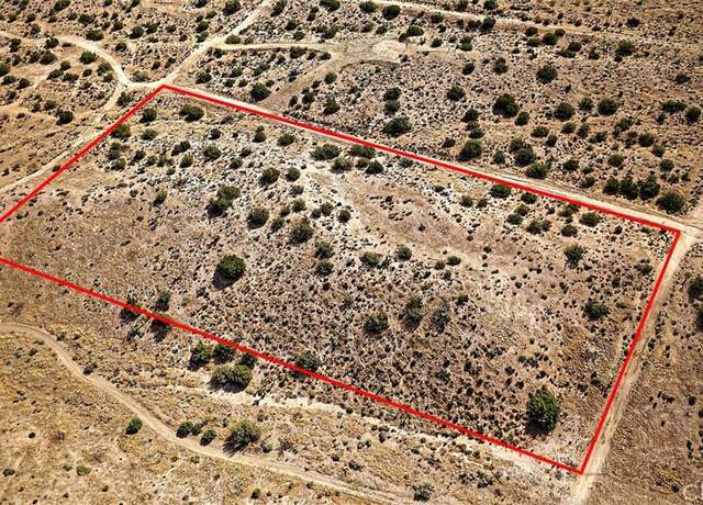 Property at 23 Valley Vw, Apple Valley, CA 92308
