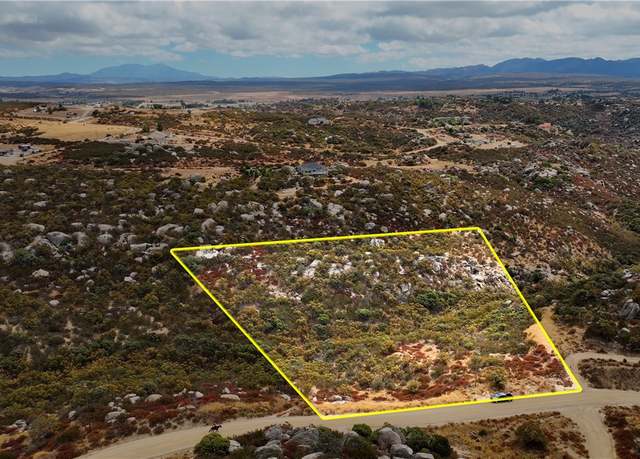 Property at 790 Crazy Horse Canyon Dr, Aguanga, CA 92536