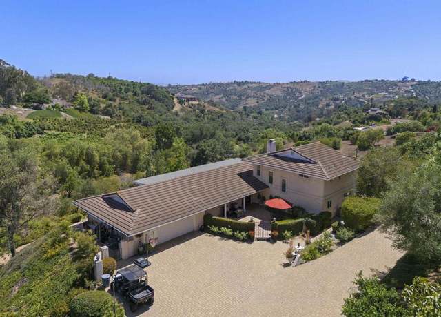 Property at 3237 Canonita Dr, Fallbrook, CA 92028, 3 beds, 2.5 baths
