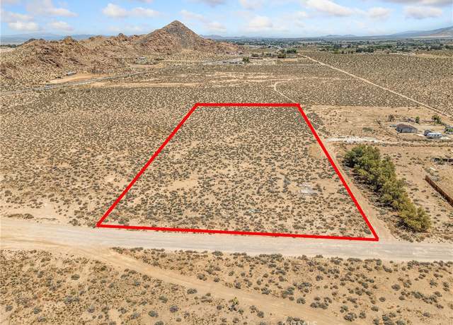 Property at 751 Buena Vista Rd, Lucerne Valley, CA 92356