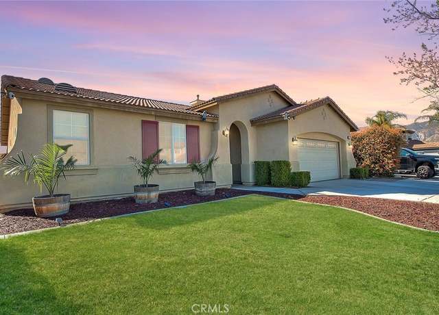 Property at 611 Glory St, San Jacinto, CA 92583, 3 beds, 2 baths