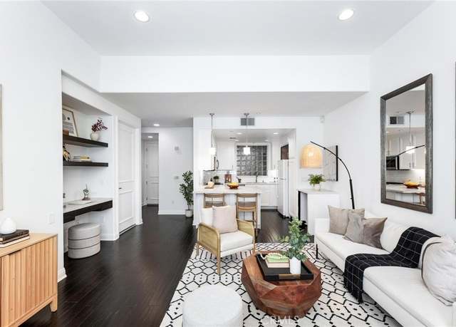 Property at 2125 S Bentley Ave #108, Los Angeles, CA 90025, 3 beds, 2.5 baths