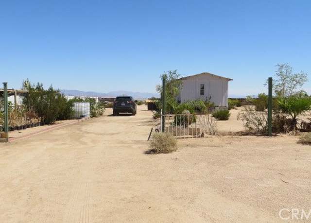 Property at 3423 Canyon Rd, 29 Palms, CA 92277, 2 beds, 2 baths