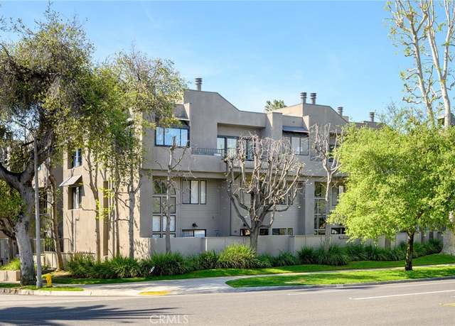 Property at 1310 E Orange Grove Blvd #119, Pasadena, CA 91104, 2 beds, 2.5 baths