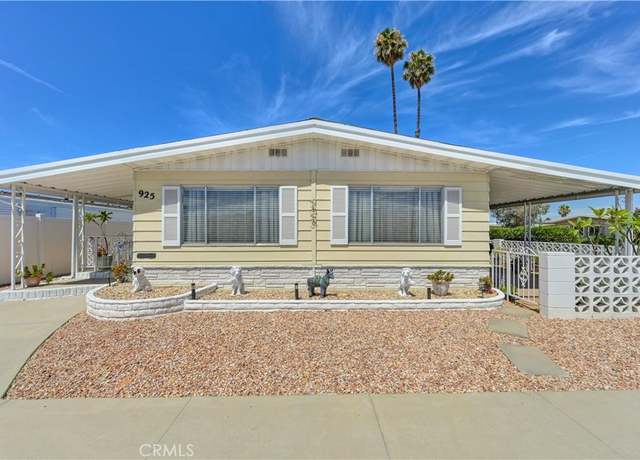 Property at 925 S Palm Ave, Hemet, CA 92543, 2 beds, 2 baths