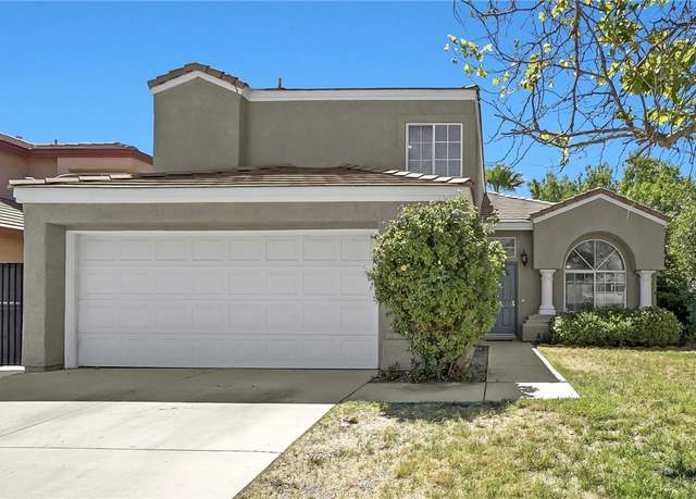 Property at 42523 56th St W, Lancaster, CA 93536, 3 beds, 3 baths