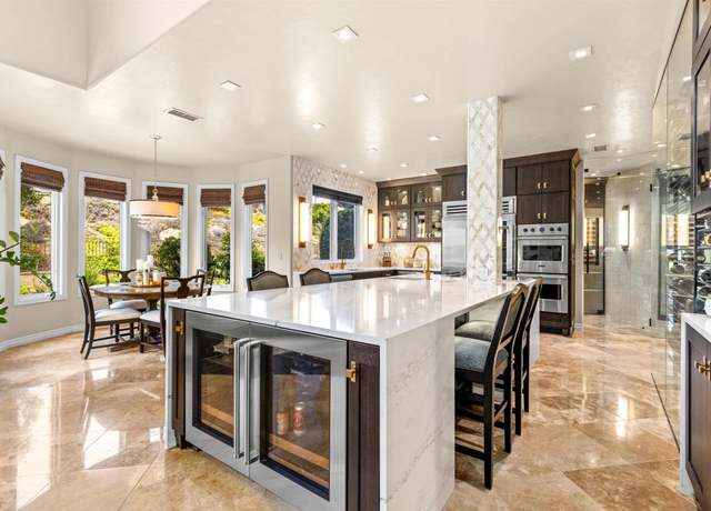 Property at 9698 Welk View Dr, Escondido, CA 92026, 4 beds, 4.5 baths